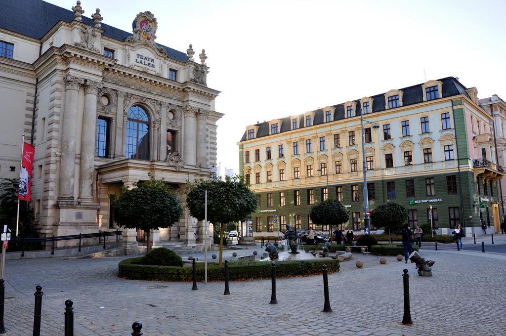 Pokoje Goscinne Przy Ogrodzie Staromiejskim Breslau Exterior foto